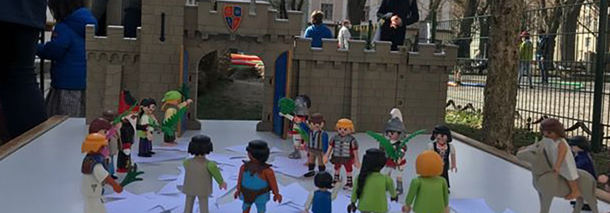 Der Einzug in Jerusalem mit Playmobil-Figuren nachgestellt