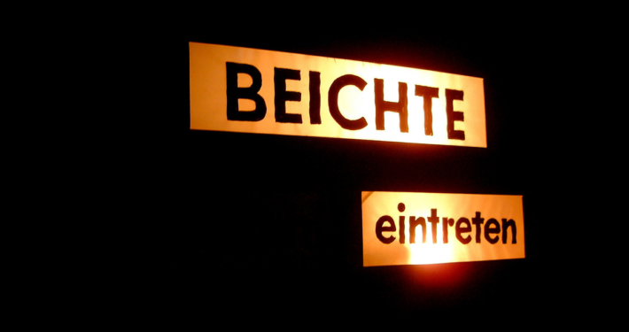 Leuchtschild "Beichte: eintreten"