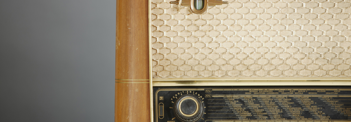 Ein alter Radioapparat
