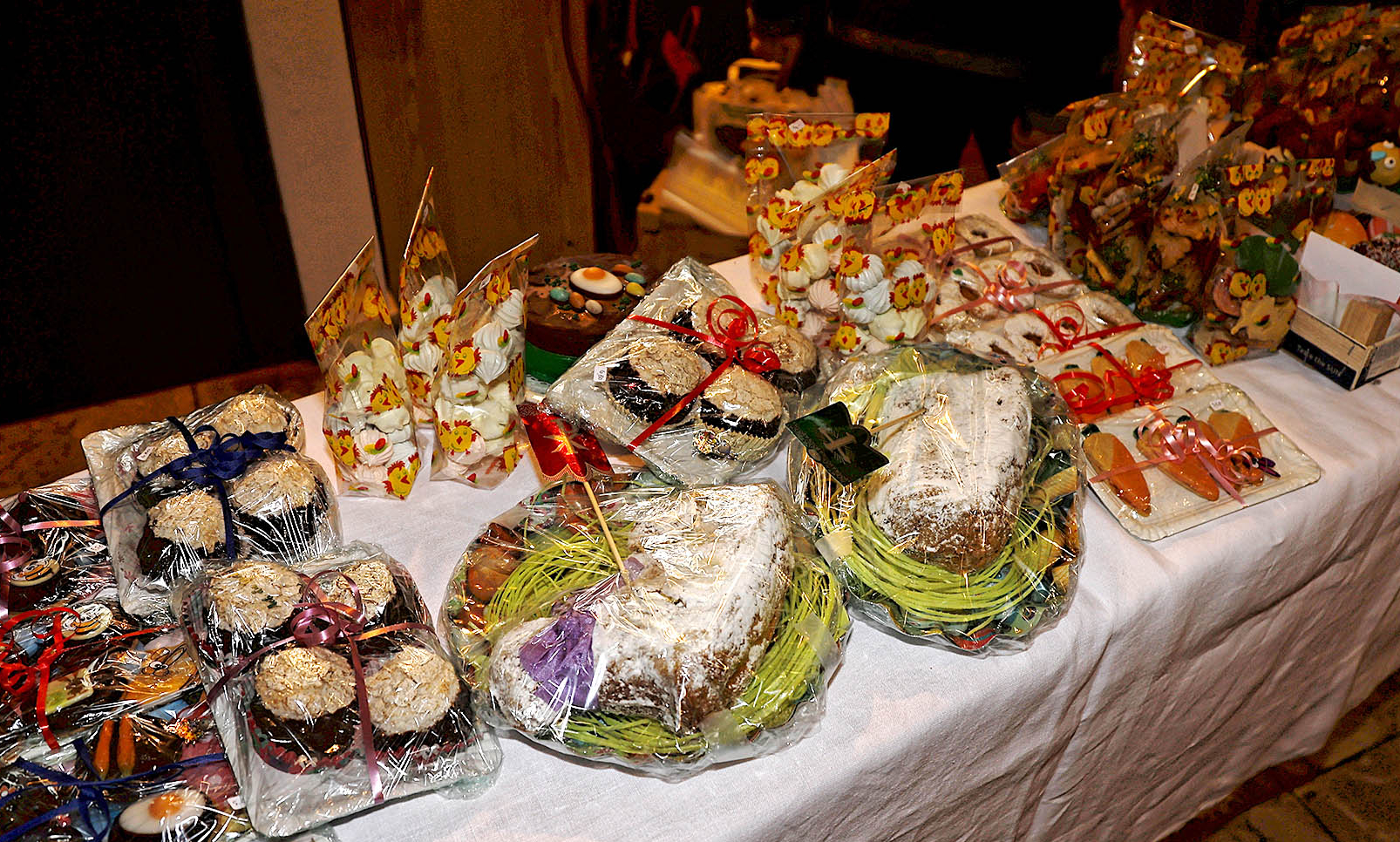 Köstlichkeiten vom Ostermarkt