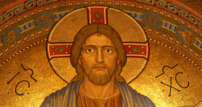 Ein Jesus-Fresko mit dem Auferstandenen aus einer orthodoxen Kirche