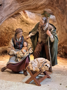 Die Heilige Familie aus der Schönbrunner Weihnachtskrippe